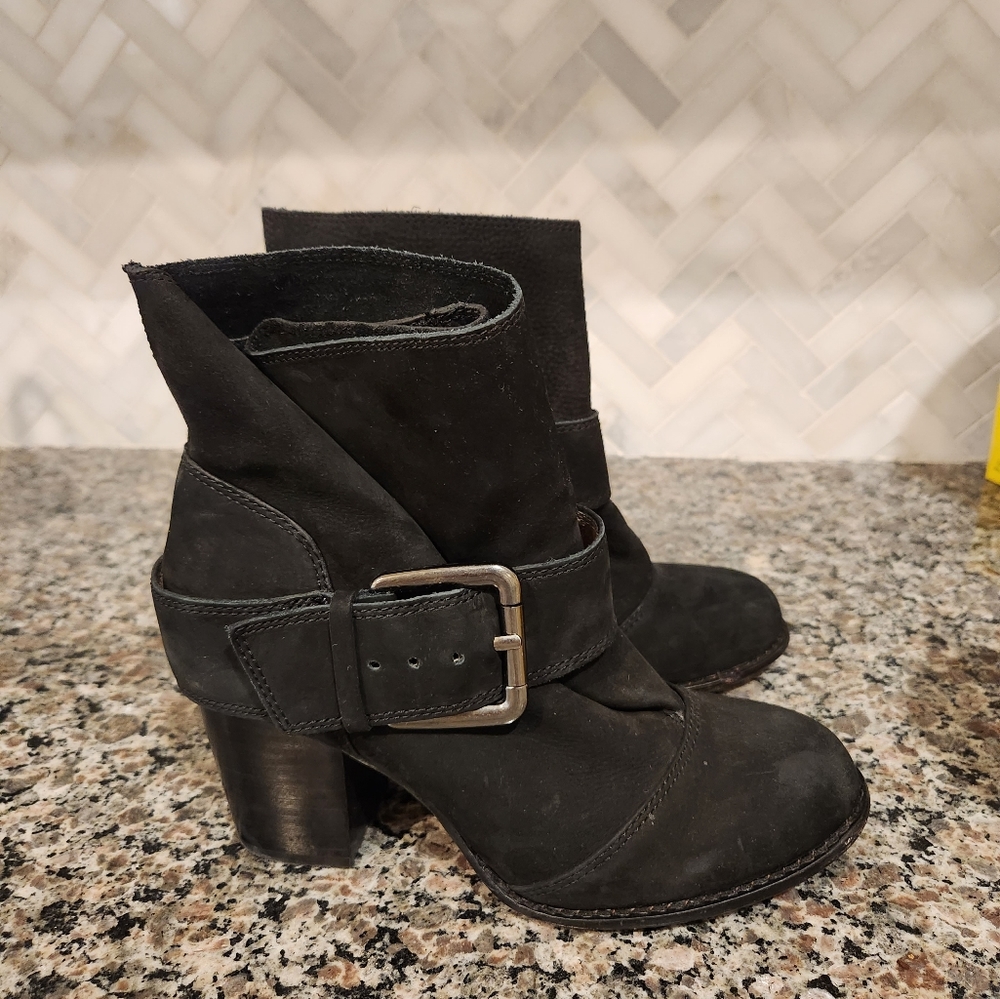Splendid boots size 6